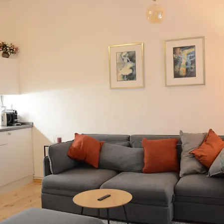 Pas 17 - Cozy Berlín